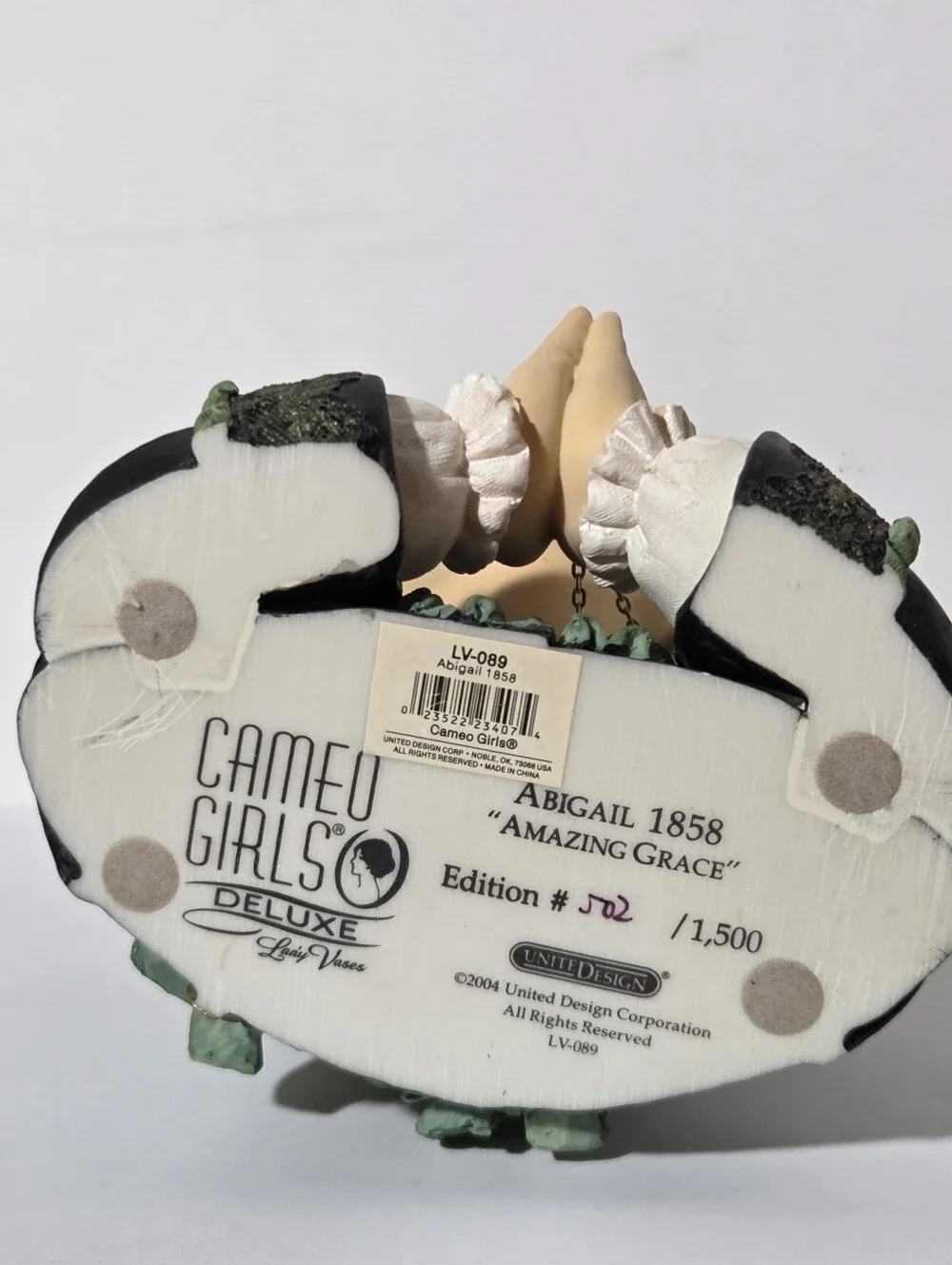 Cameo Girls Abigail Lady Head Vase  Amazing Grace 1858  Praying Cross  LV-089